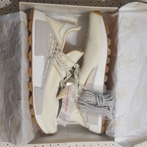 Human NMD Pharrell Williams Size 11.5
